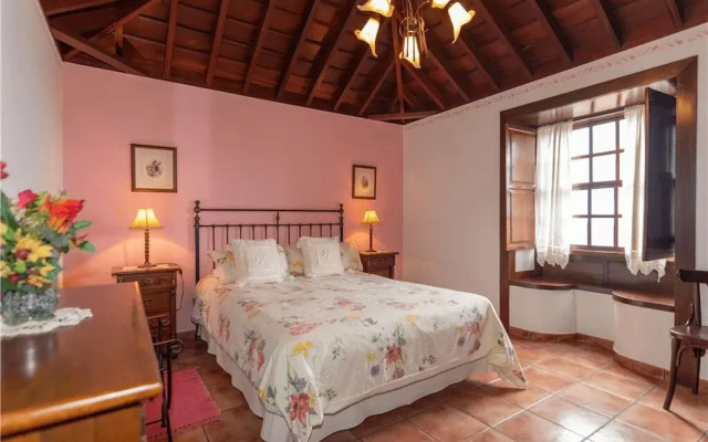 Casa Rural con Piscina Compartida en Mazo