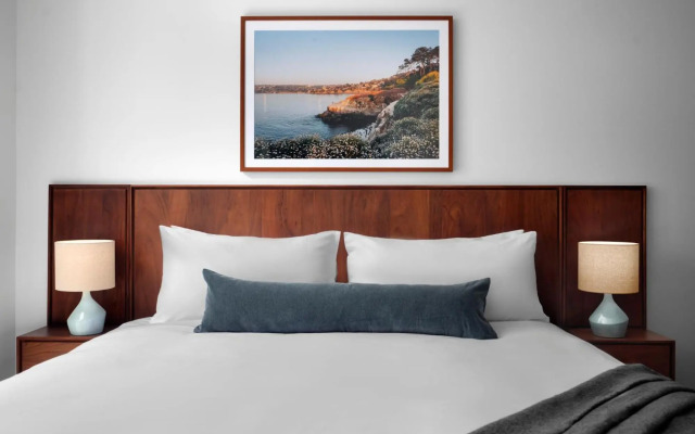 Sentral Gaslamp Quarter