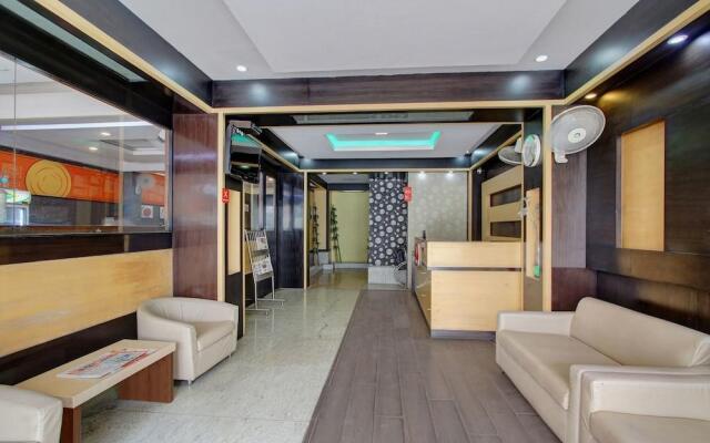 OYO 958 Hotel Greenwood Inn