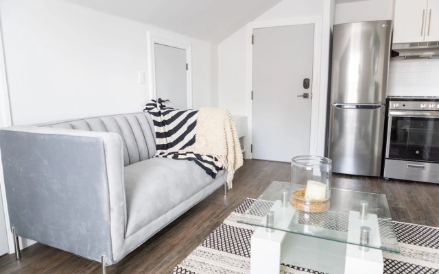 Modern Apt Neardowntown Ideal for Long Stays - U3