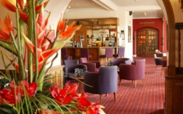 Mercure Leeds Parkway Hotel