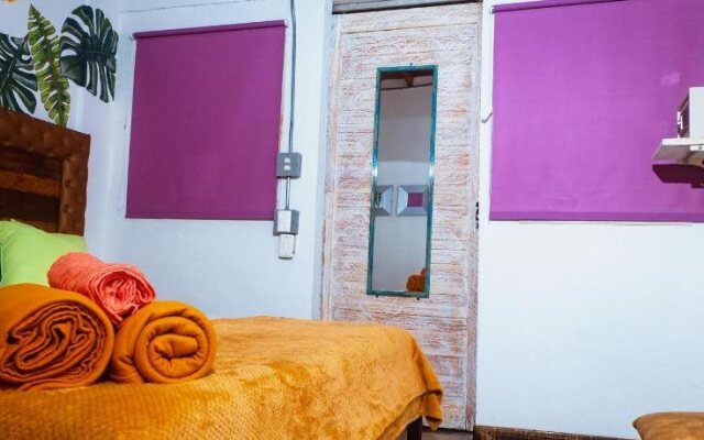 Friends To Be - Hostel