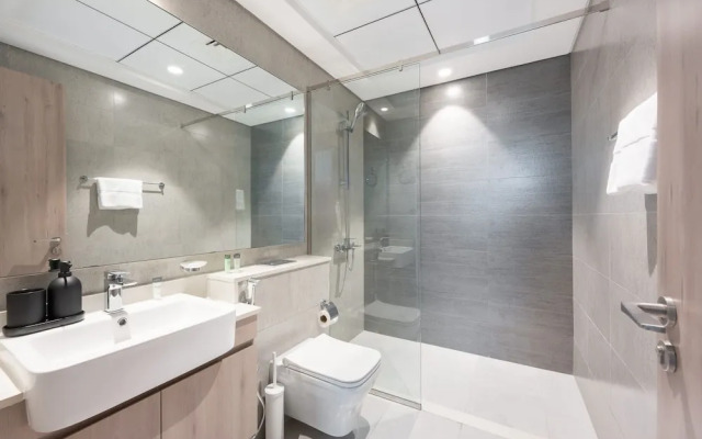 Modern Aesthetic 1-bedroom Apartment in Dubai Hills