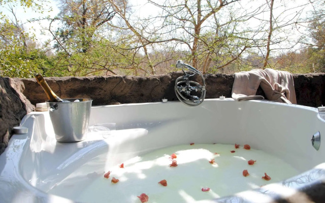 Chapungu Luxury Tented Camp