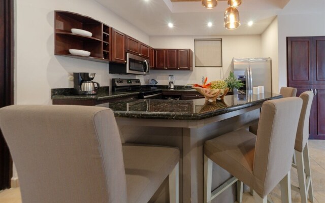 Captivating 3br/2.5ba Unit is Just Perfect