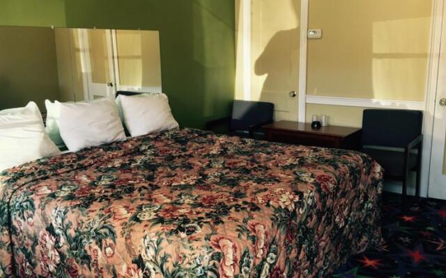 Paradise Inn
