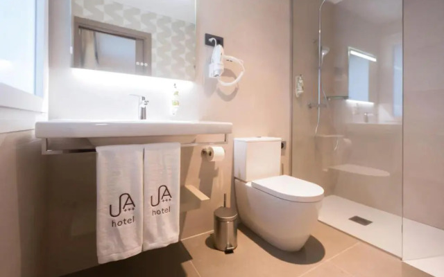 Hotel UrbanA +++ Tres Cantos