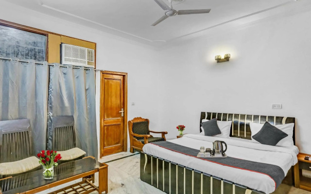 OYO Townhouse 1071 Hotel Metro Inn Residency