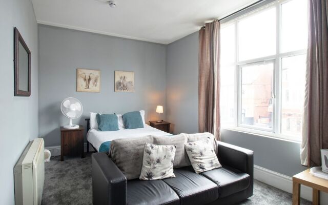 Great Holiday Home in Manchester near Old Trafford