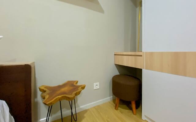 Spacious And Warm Studio Daan Mogot City Apartment