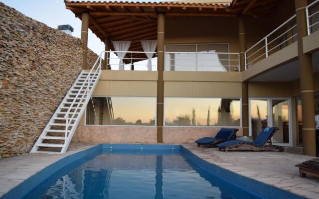 Chaglasian Wine & Suites