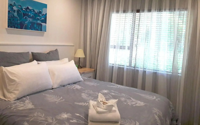Onetangi Beach Apartments