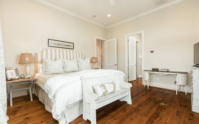 3328 Christmas Home by RedAwning