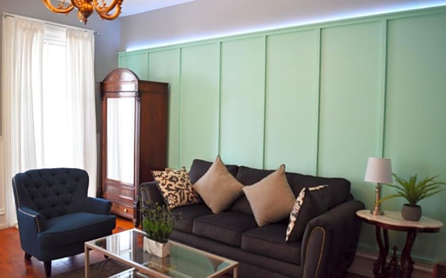 Mountain View Suites