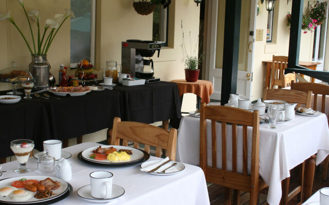 Knysna Wayside Inn