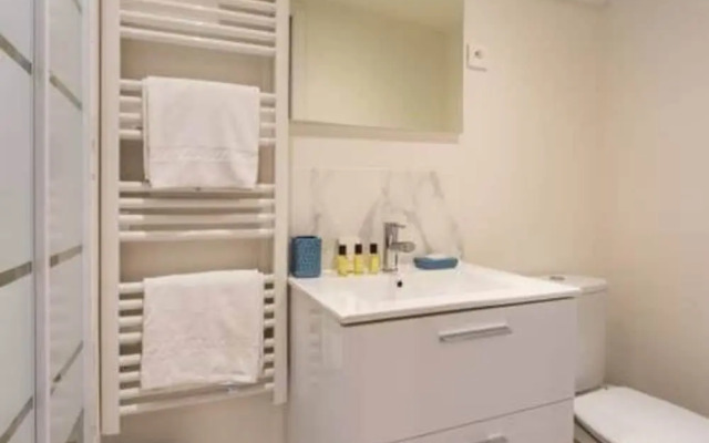 Charming Apartment -1br/4p- Bastille