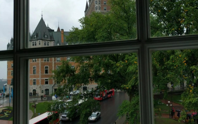 Hotel Manoir Morgan