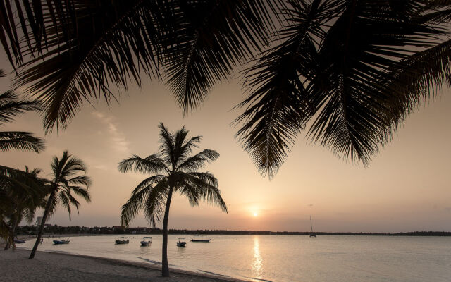 Amaya Beach Pasikudah