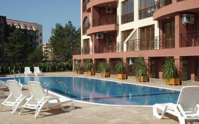 Pacific 3 Apartments