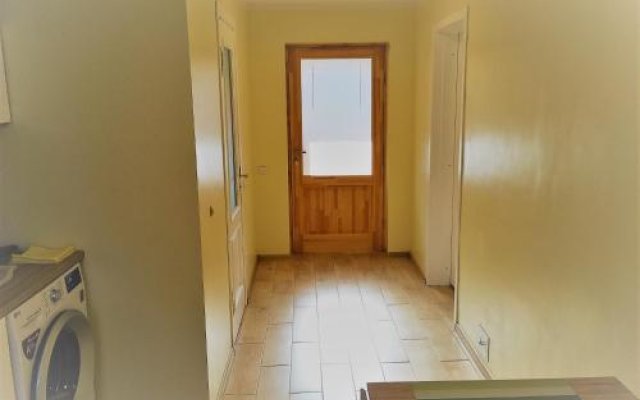 Excelent apartment with garden and free parking