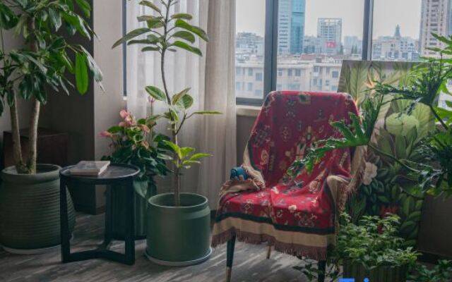 EZZI Hotel (Nantong Haohe Scenic Area Haierxiang Subway Station)