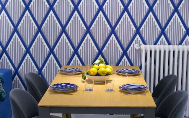 Luxury Design Home & Jacuzzi in Heart of Sorrento