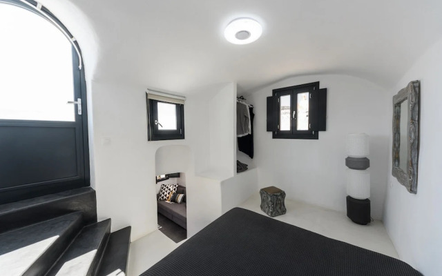 The Luna Suite with Hot Tub