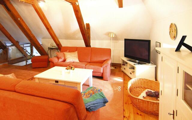 Apartment Dycke House, Zudar