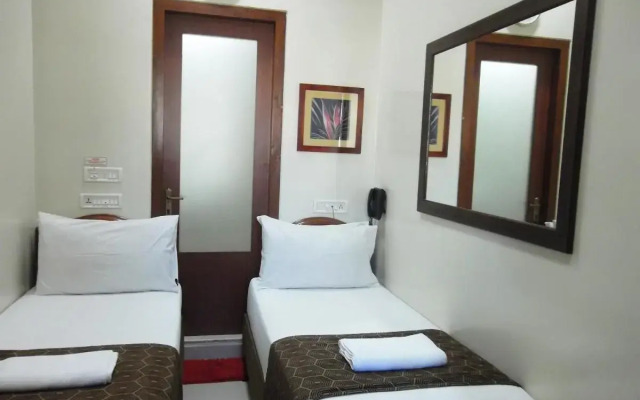 Elphinstone Hotel