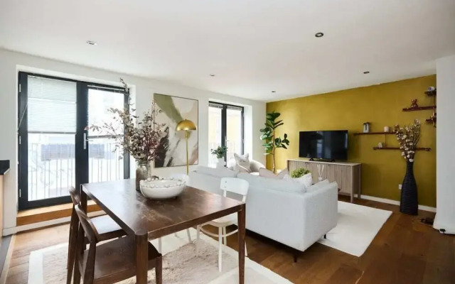 The Shoreditch Retreat - Inviting 2bdr Apartment