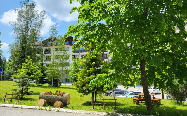 Pinewood ANG luxurious apartment A32