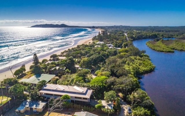 Your Luxury Escape - Byron Beachfront Villa