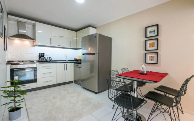 Missafir Modern Flat Near Hadrian s Gate