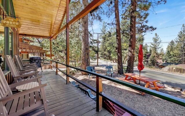 Bear CUB Cabin #2069