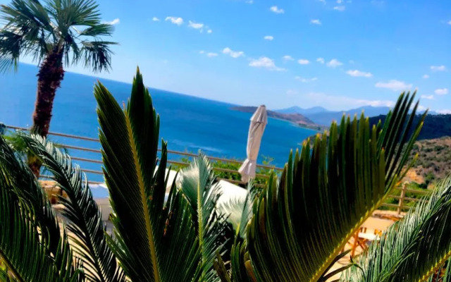 Blue Horizon Suites