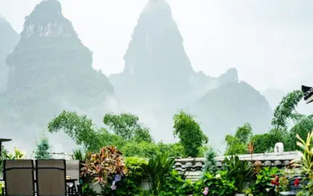 Yangshuo Grand Canyon Shanshuiyao Resort