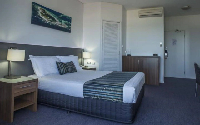 Ocean Centre Hotel