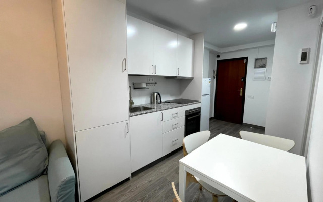 Sant Adria Beach apartment Wi-Fi Parking Free