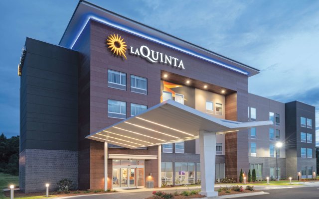 La Quinta Inn & Suites by Wyndham Opelika Auburn