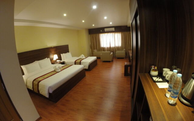 Silver Green Hotel