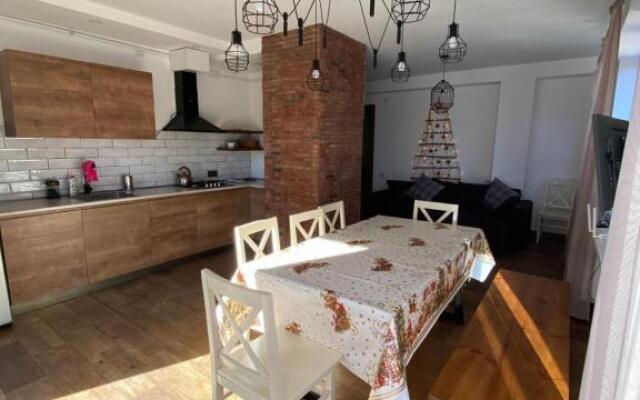 Khatuna’s apartment in villa monte