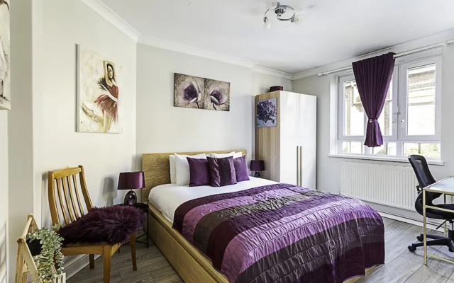 Chic High Spec Apartment Near Central London