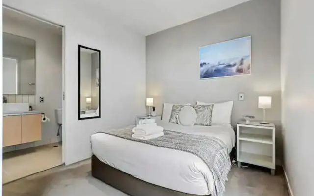 Lovely And Cozy Apartment - Parking, Pool And Gym!