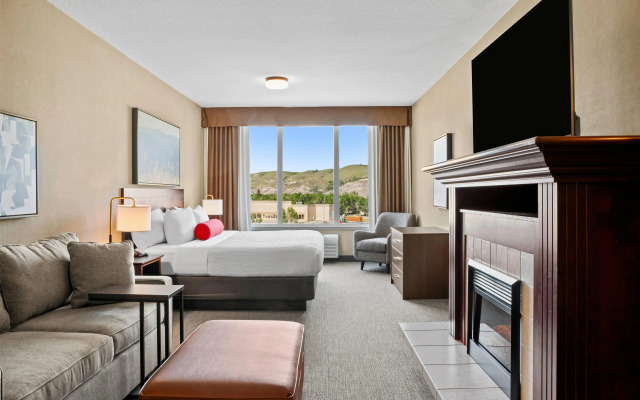Ramada by Wyndham Drumheller Hotel & Suites