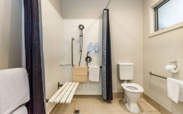 Raumati Sands Resort