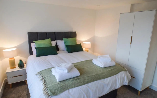 Anstey Heights Apartments
