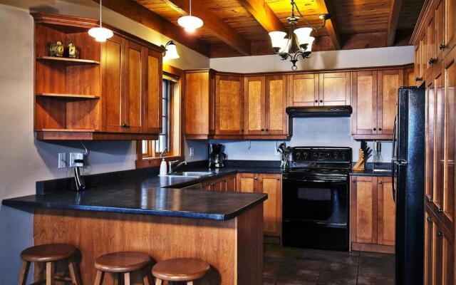 Chalets Alpins - 9011 Chemin des Alpages