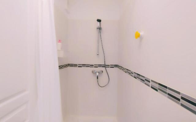 Le 5 SUD Anglet Piscine Parking WIFI