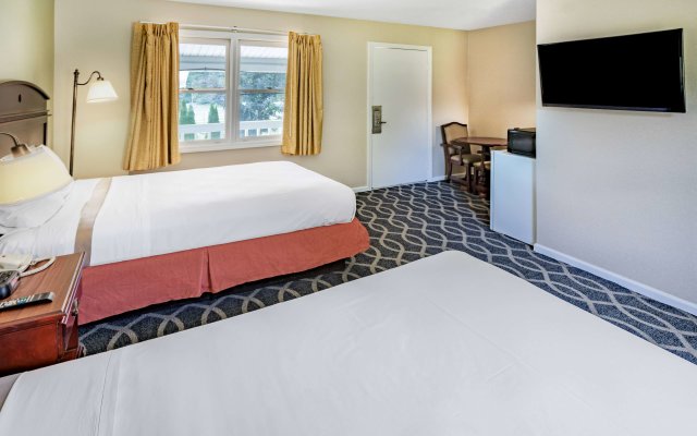 Travelodge by Wyndham Great Barrington Berkshires