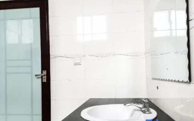 Jinfeng Hotel (Dali Fengyi Airport Branch)